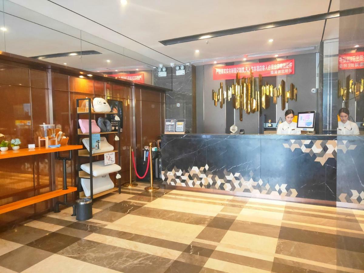 Lnsail Hotel Shenzhen Luohu Port Railway Station ภายนอก รูปภาพ